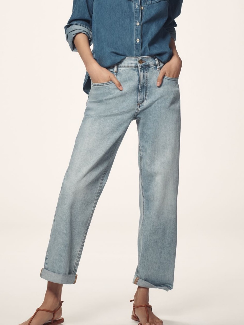 Pilcro Light Wash Boyfriend Jeans